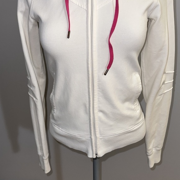 Lululemon Sanctuary Jacket - Picture 3 of 16